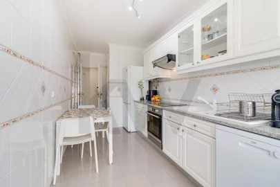 Apartamento T3 para Venda em Almada, Cova da Piedade, Pragal e Cacilhas