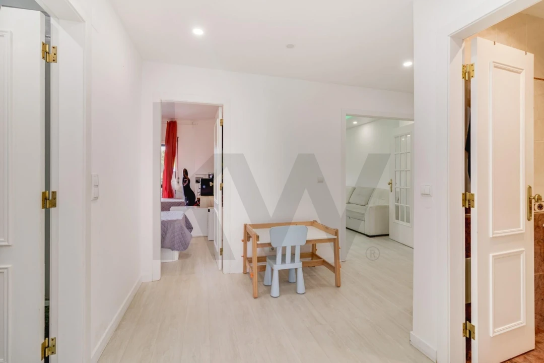 Apartamento T3 para Venda em Almada, Cova da Piedade, Pragal e Cacilhas Foto 21