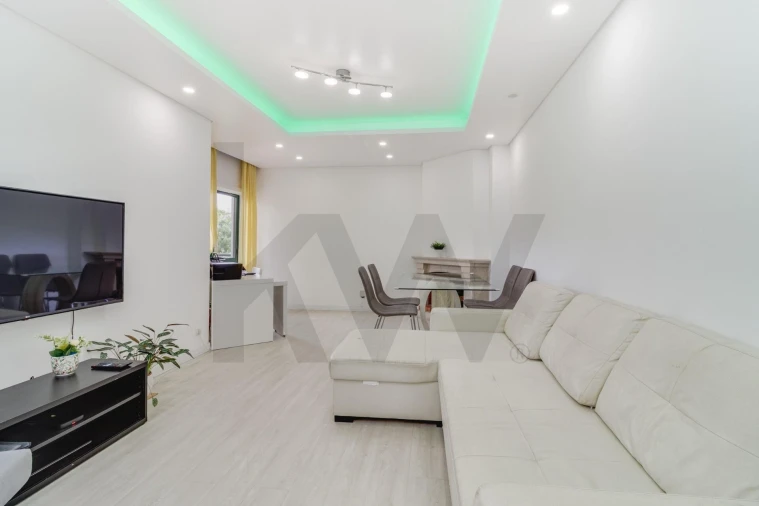 Apartamento T3 para Venda em Almada, Cova da Piedade, Pragal e Cacilhas Foto 5