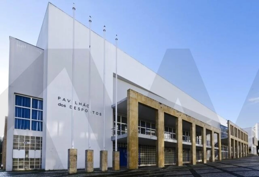 Apartamento T3 para Venda em Almada, Cova da Piedade, Pragal e Cacilhas Foto 1
