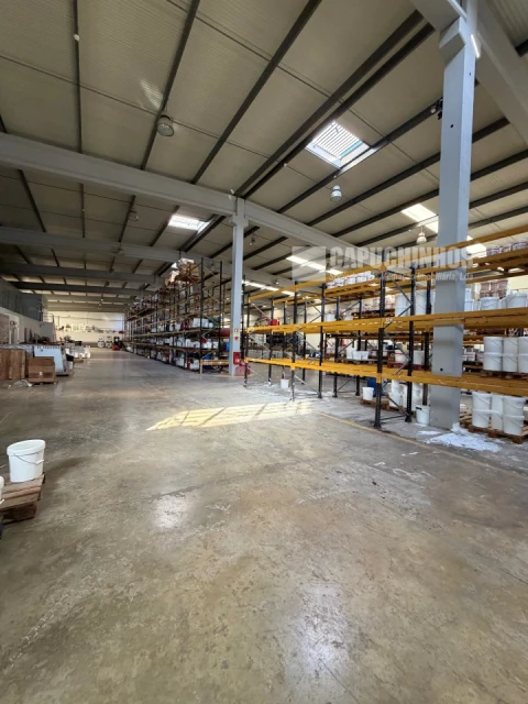 Armazém para Venda em Samora Correia