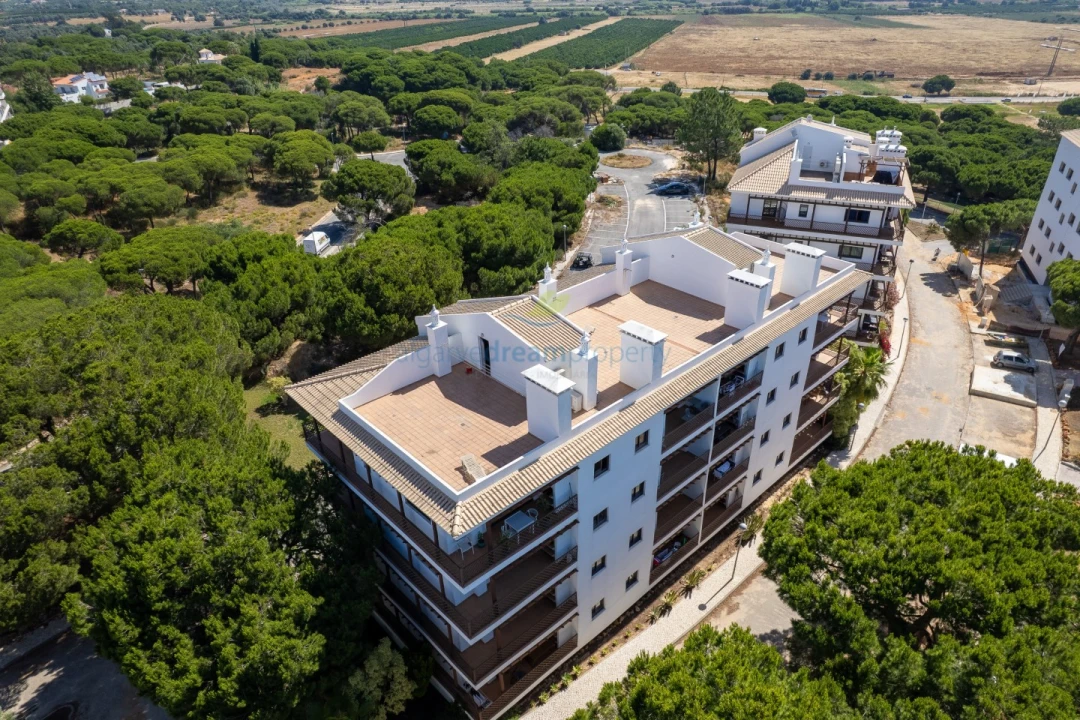 Apartamento T1 para Venda em Albufeira e Olhos de Água Foto 7