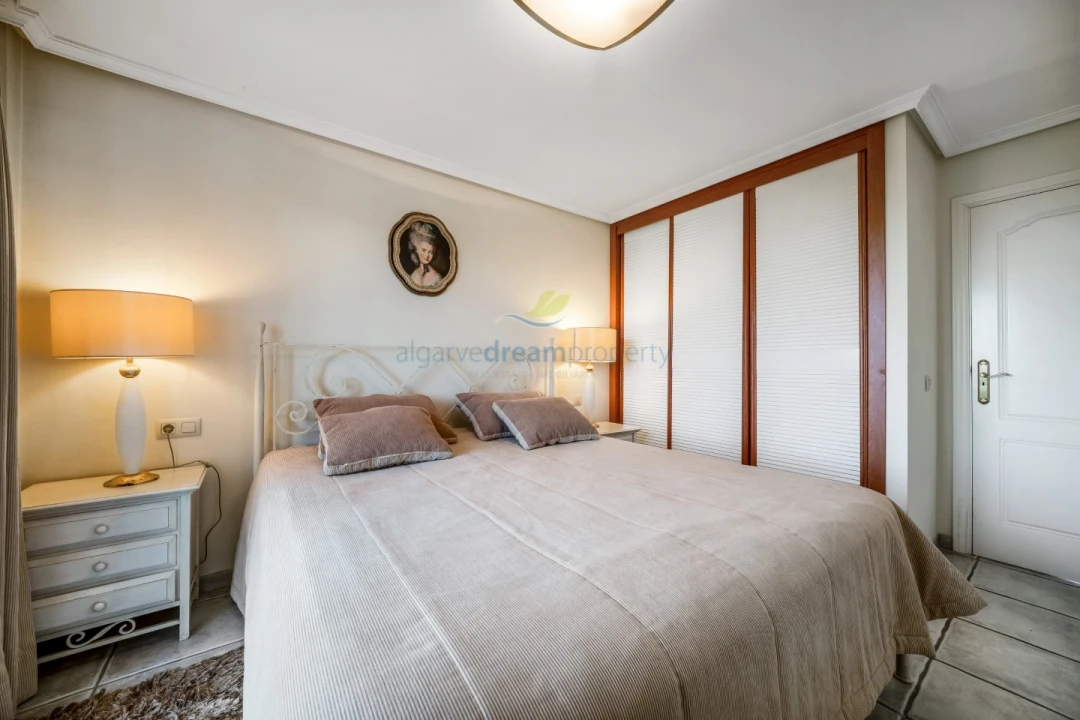 Apartamento T1 para Venda em Albufeira e Olhos de Água Foto 24