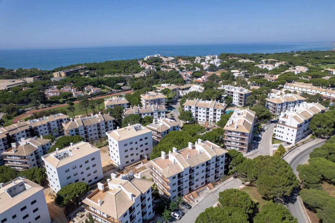 Apartamento T1 para Venda em Albufeira e Olhos de Água Foto 4