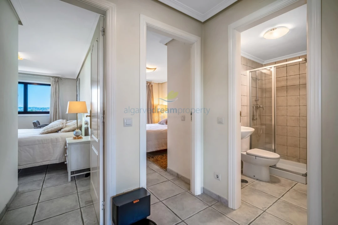 Apartamento T1 para Venda em Albufeira e Olhos de Água Foto 21
