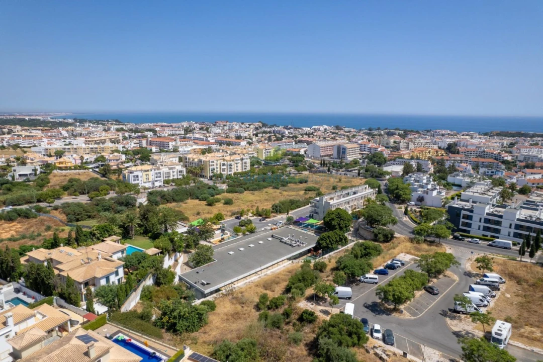Terreno para Venda em Albufeira e Olhos de Água Foto 12