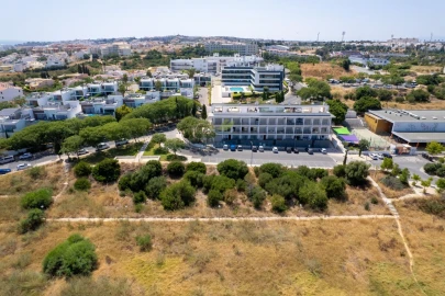 Terreno para Venda em Albufeira e Olhos de Água
