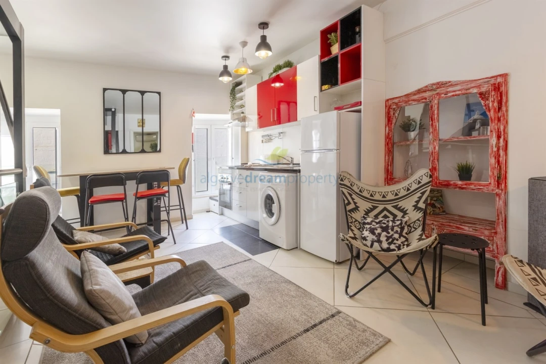 Moradia T2 para Venda em Albufeira e Olhos de Água Foto 1