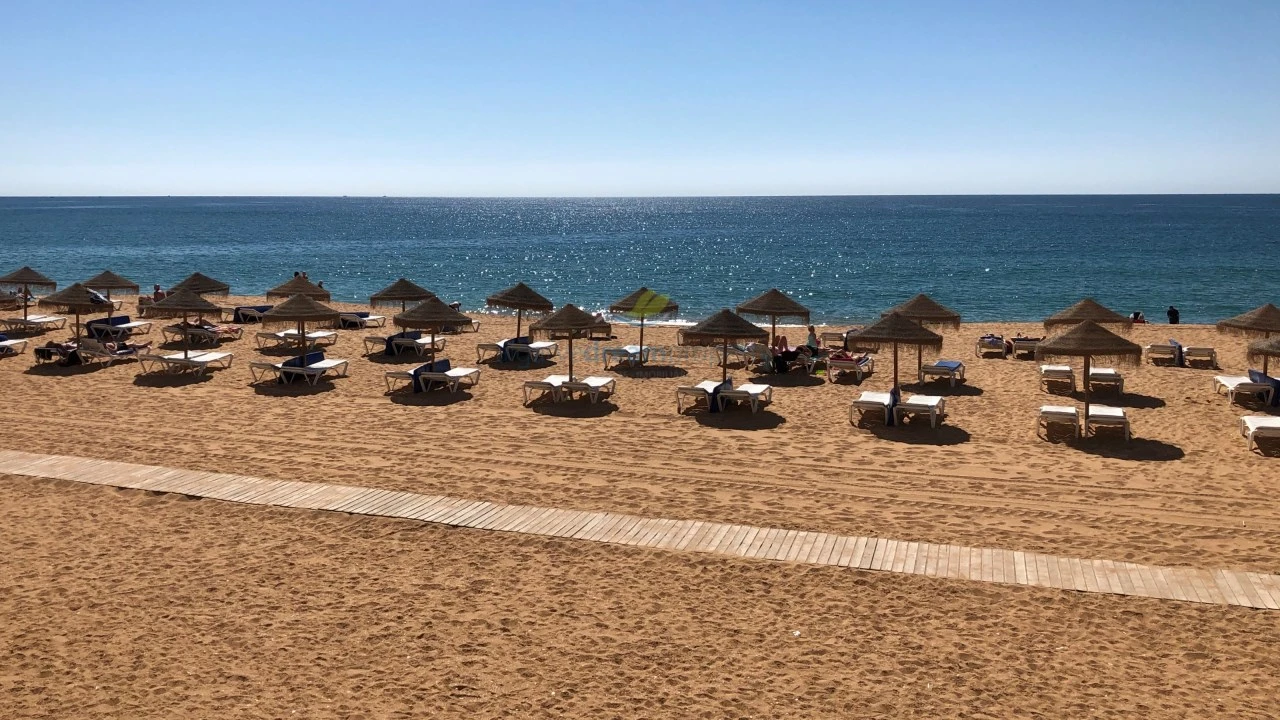 Moradia T2 para Venda em Albufeira e Olhos de Água Foto 20