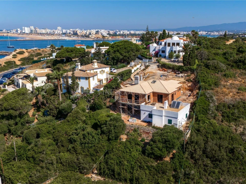Apartamento T4 para Venda em Ferragudo Foto 3