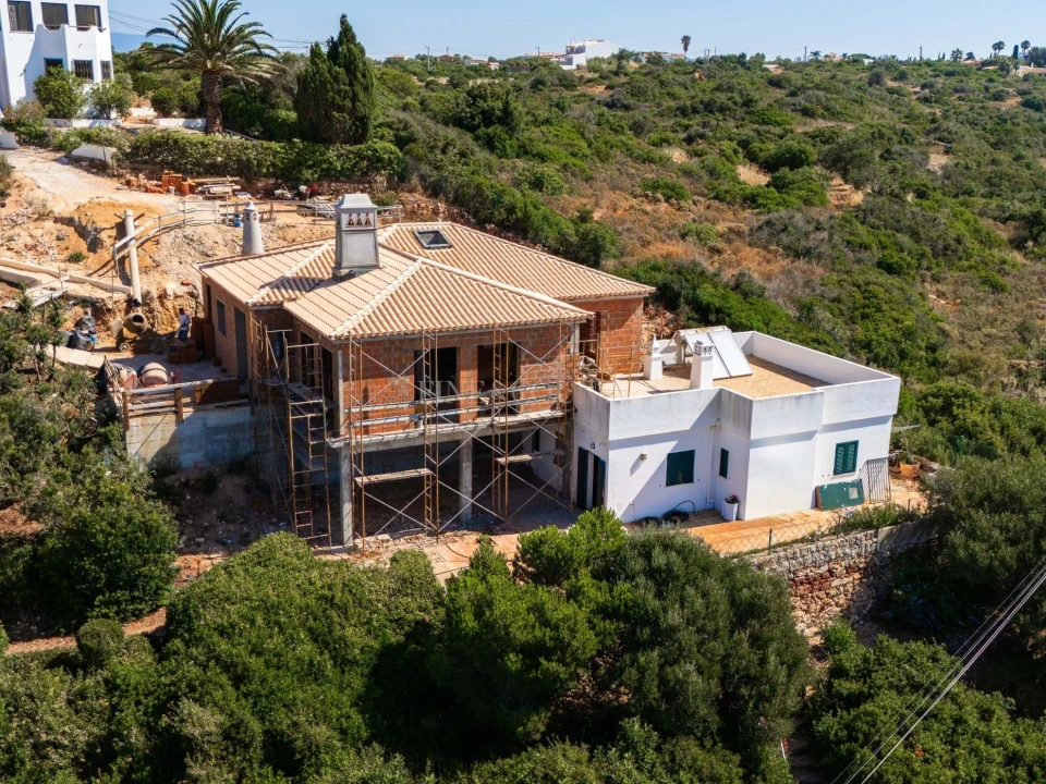 Apartamento T4 para Venda em Ferragudo Foto 2