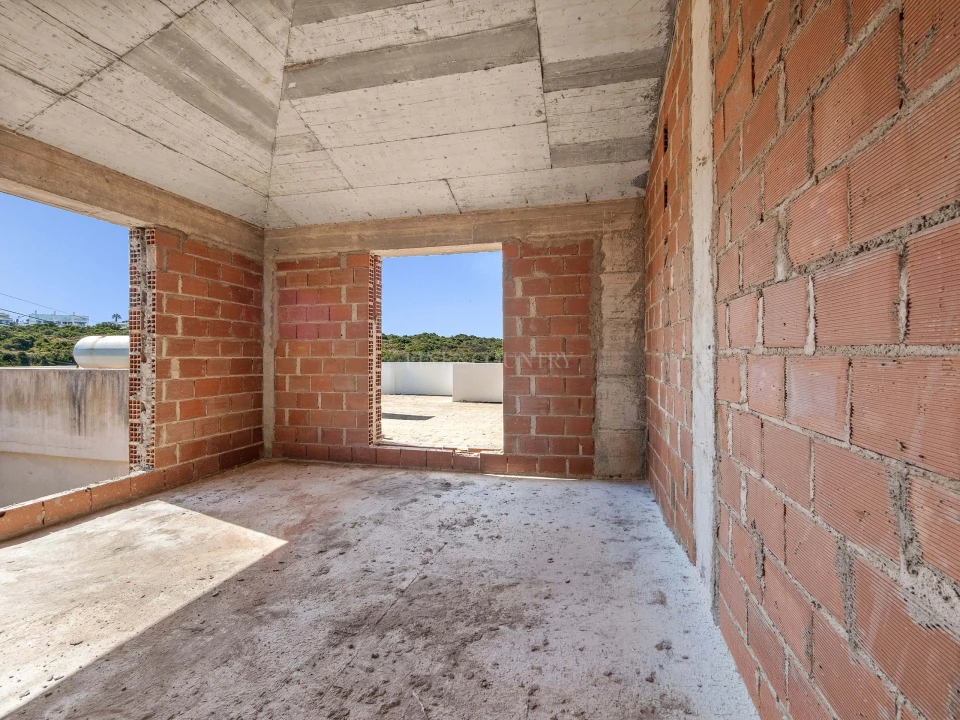 Apartamento T4 para Venda em Ferragudo Foto 6