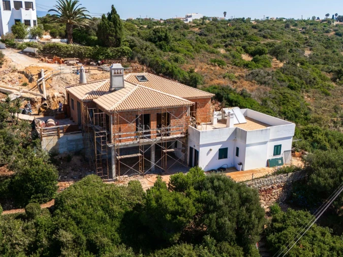 Apartamento T4 para Venda em Ferragudo Foto 2