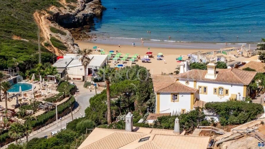 Moradia T4 para Venda em Ferragudo