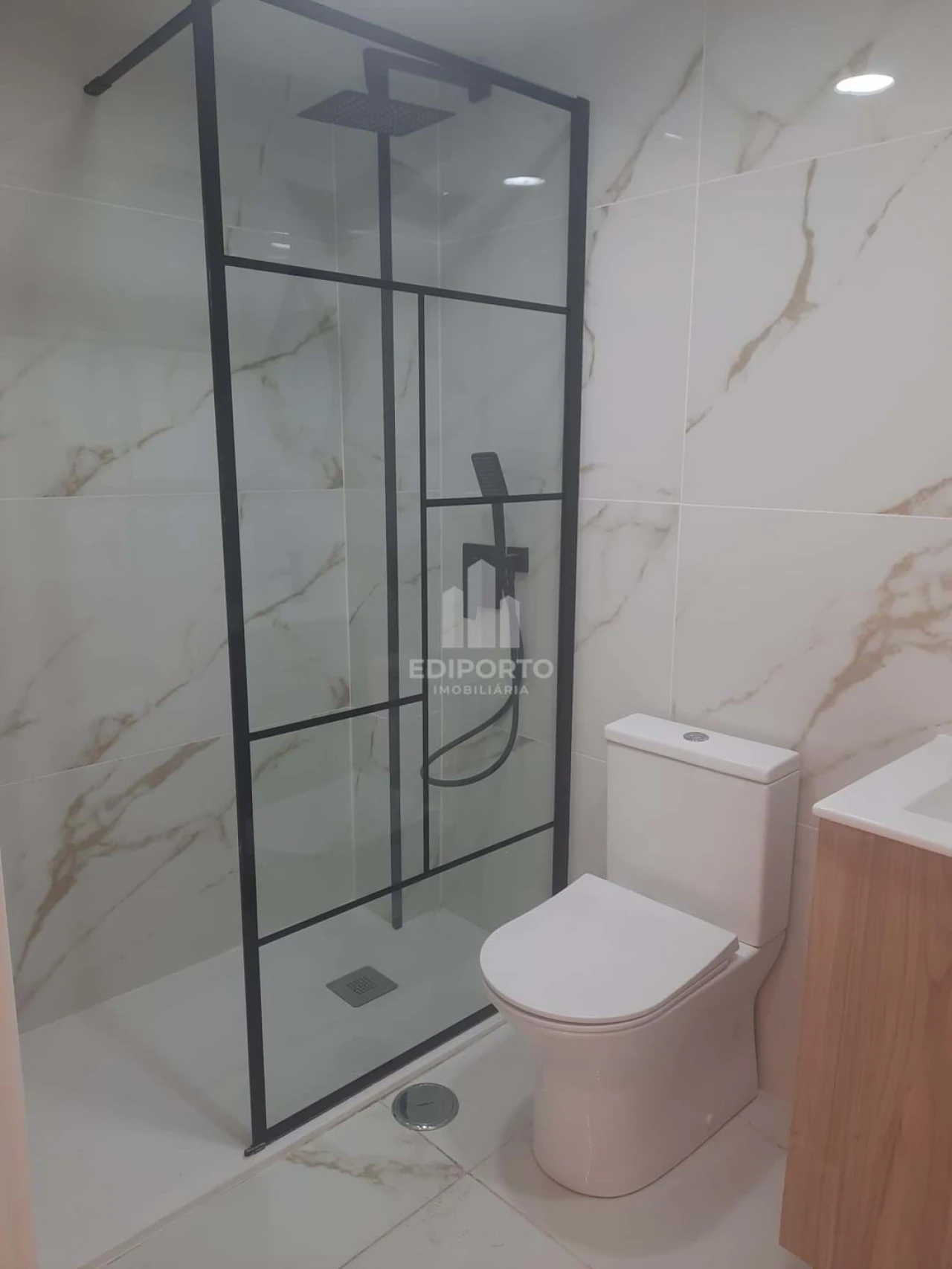 Apartamento T1 para Venda em Bonfim Foto 18