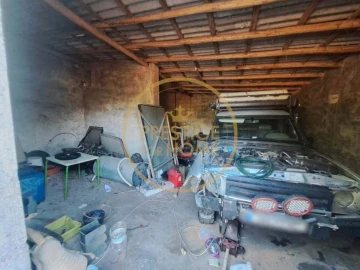 Moradia T3 para Venda em Loule (São Clemente)