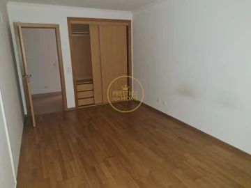 Apartamento T2 para Venda em Loule (São Clemente)