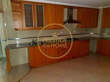 Apartamento T2 para Venda em Loule (São Clemente)