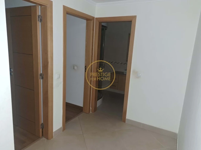 Apartamento T2 para Venda em Loule (São Clemente) Foto 16