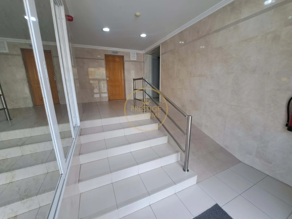 Apartamento T2 para Venda em Loule (São Clemente) Foto 22