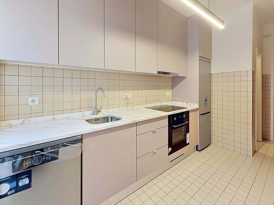Apartamento T3 para Arrendamento em Paranhos Foto 5