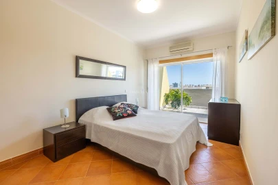 Apartamento T1 para Venda em Lagos (São Sebastião e Santa Maria)