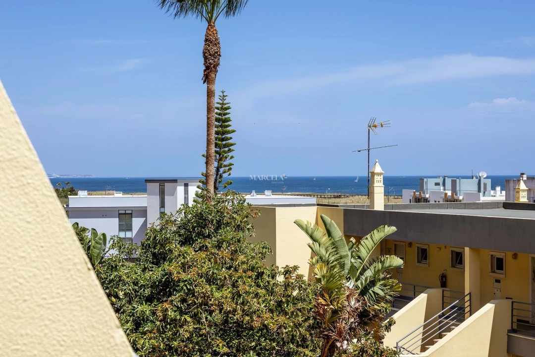 Apartamento T1 para Venda em Lagos (São Sebastião e Santa Maria) Foto 8