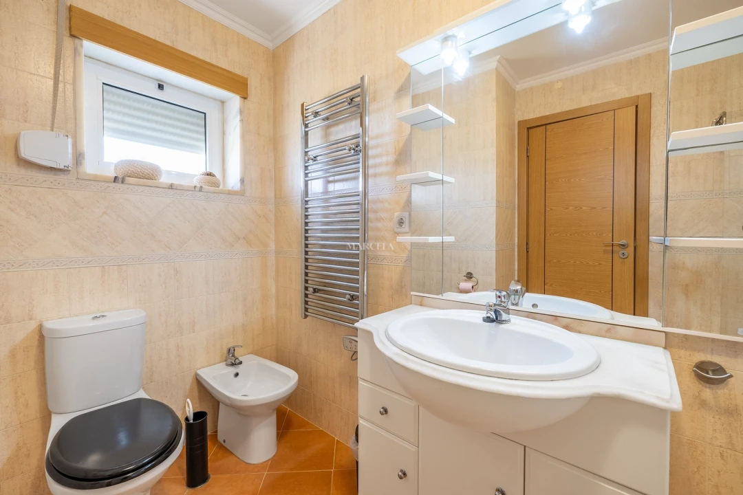 Apartamento T1 para Venda em Lagos (São Sebastião e Santa Maria) Foto 16