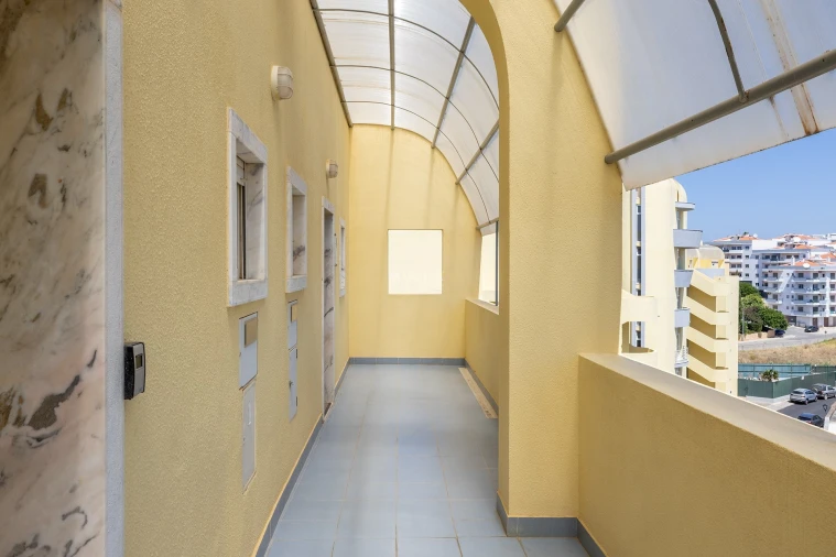 Apartamento T1 para Venda em Lagos (São Sebastião e Santa Maria) Foto 25