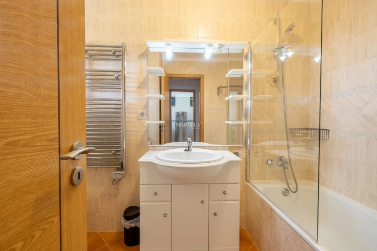 Apartamento T1 para Venda em Lagos (São Sebastião e Santa Maria) Foto 15