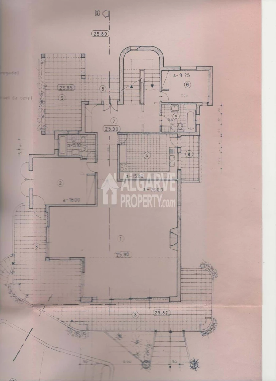 Moradia T5 para Venda em Quarteira Planta 1