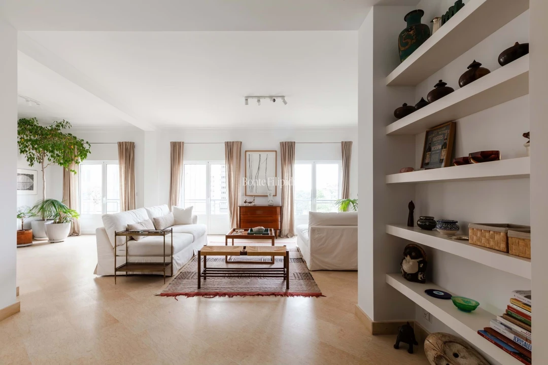 Apartamento T4 para Venda em Avenidas Novas Foto 2