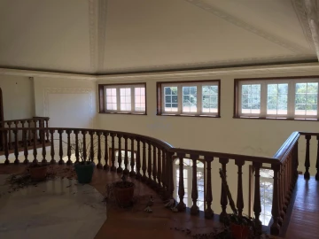 Moradia T7 para Venda em Agualva e Mira-Sintra