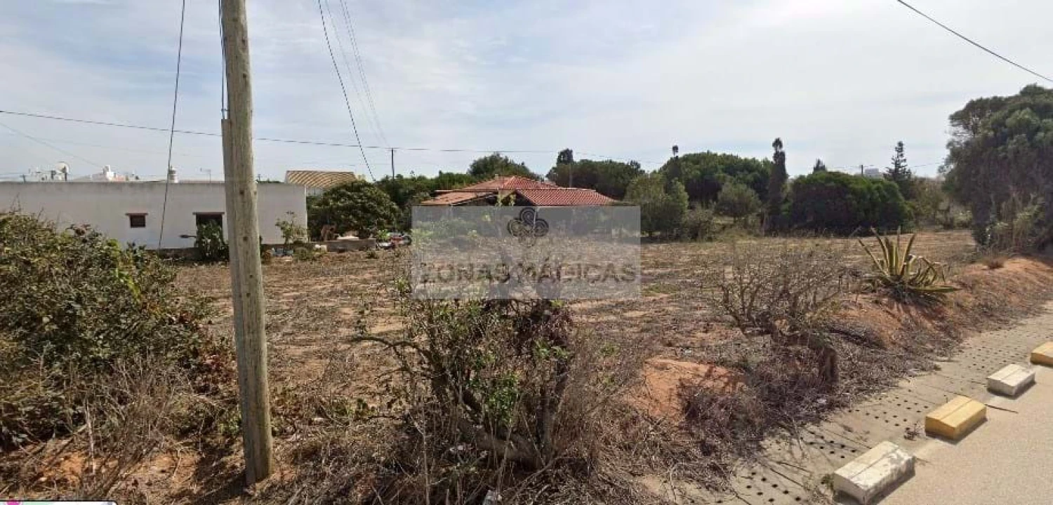 Terreno para Venda em Vila de Sagres Foto 2