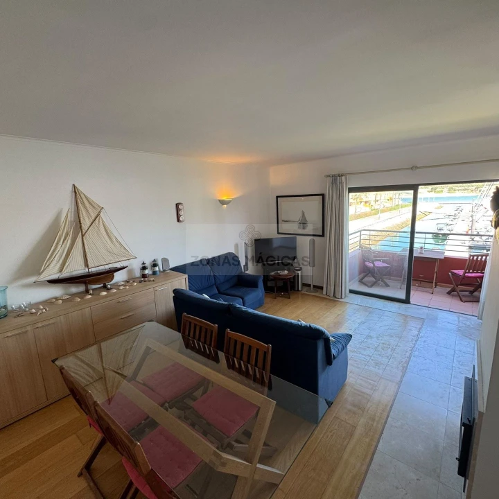 Apartamento T2 para Venda em Portimão Foto 19