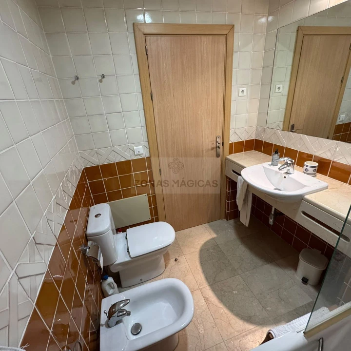 Apartamento T2 para Venda em Portimão Foto 26