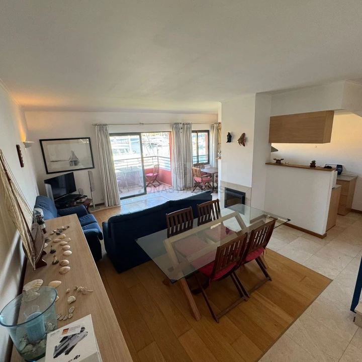 Apartamento T2 para Venda em Portimão Foto 2
