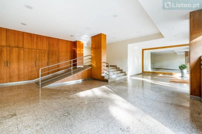Apartamento T2 para Venda em Ramalde