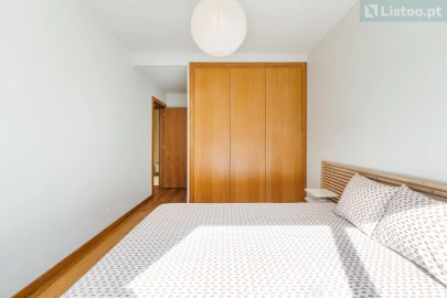 Apartamento T2 para Venda em Ramalde