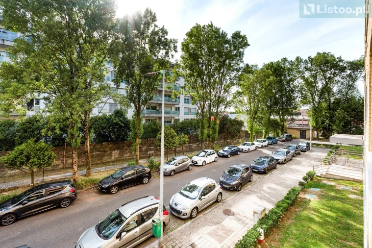 Apartamento T2 para Venda em Ramalde Foto 23