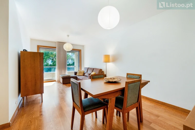 Apartamento T2 para Venda em Ramalde Foto 6