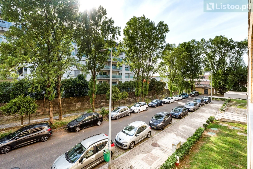Apartamento T2 para Venda em Ramalde Foto 23