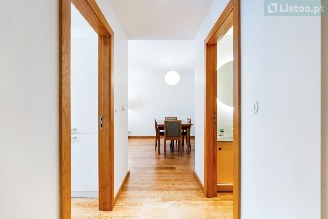Apartamento T2 para Venda em Ramalde Foto 5