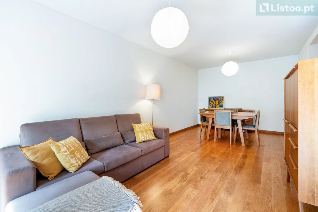 Apartamento T2 para Venda em Ramalde Foto 10