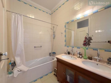 Apartamento T5 para Venda em Arroios