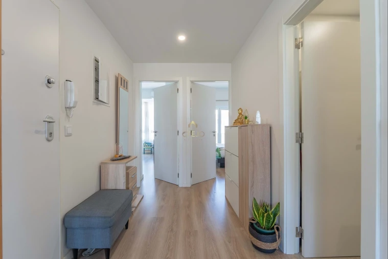 Apartamento T2 para Venda em Santa Iria de Azoia, São João da Talha e Bobadela Foto 11