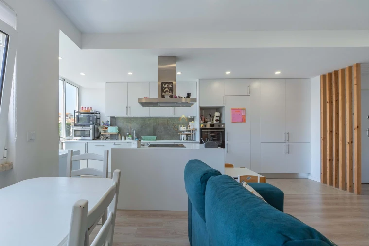 Apartamento T2 para Venda em Santa Iria de Azoia, São João da Talha e Bobadela Foto 2