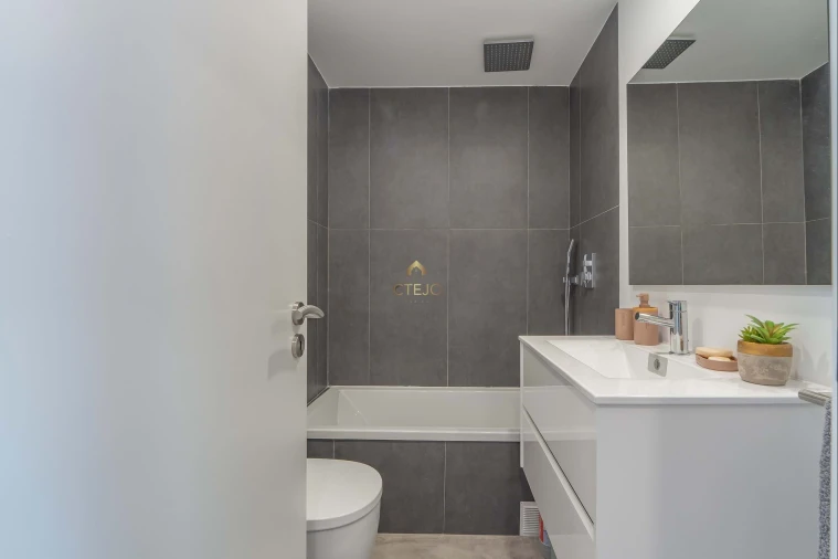 Apartamento T2 para Venda em Santa Iria de Azoia, São João da Talha e Bobadela Foto 12