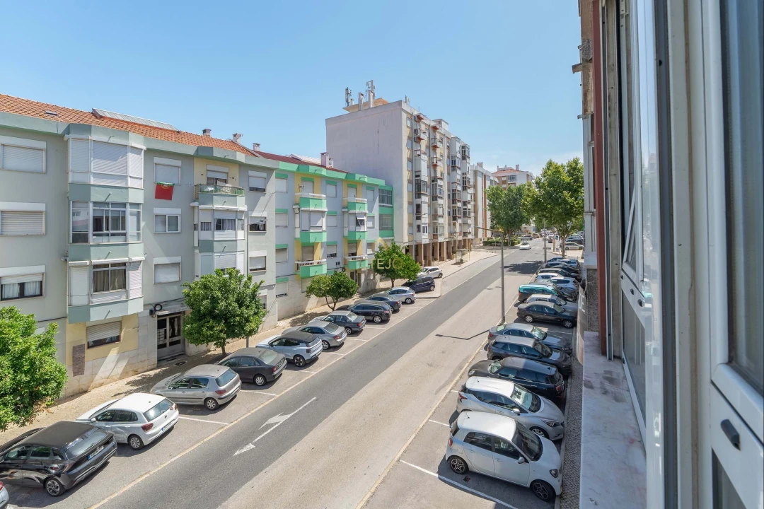 Apartamento T2 para Venda em Santa Iria de Azoia, São João da Talha e Bobadela Foto 20