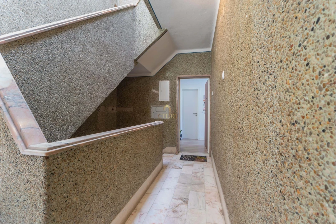 Apartamento T2 para Venda em Santa Iria de Azoia, São João da Talha e Bobadela Foto 25